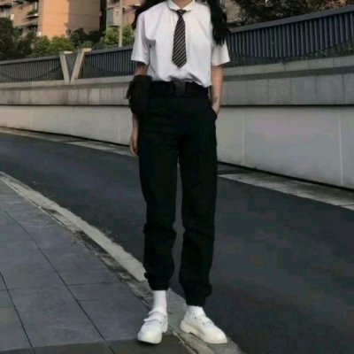 探索未知的旅行世界，加入我们成为专业伴游员